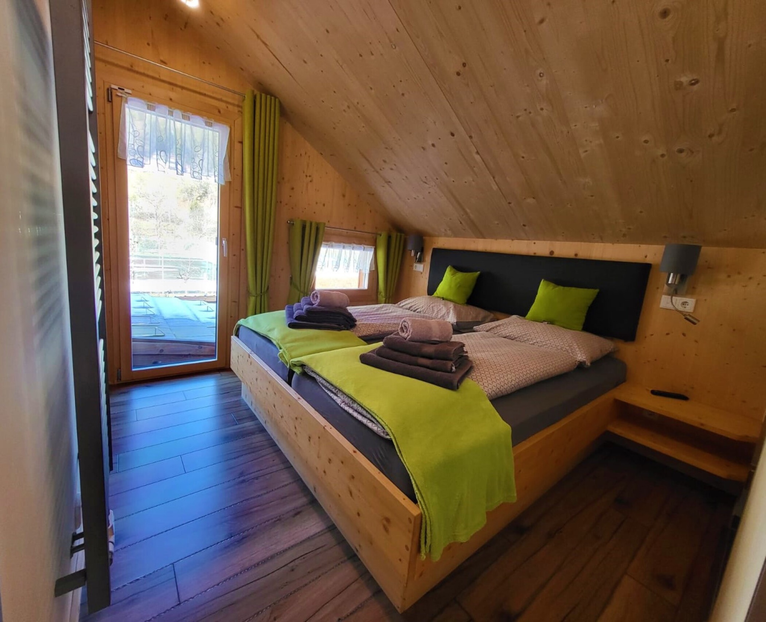 Doppelzimmer mit Gartenblick